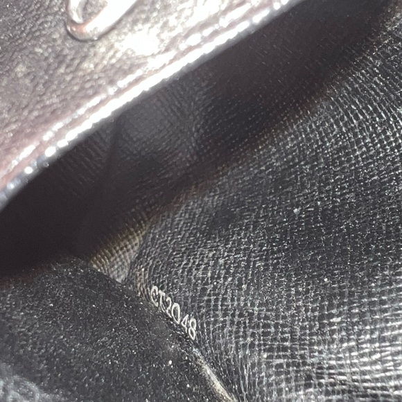 Authenticated Louis Vuitton damier black keys & card holder - Picture 9 of 11